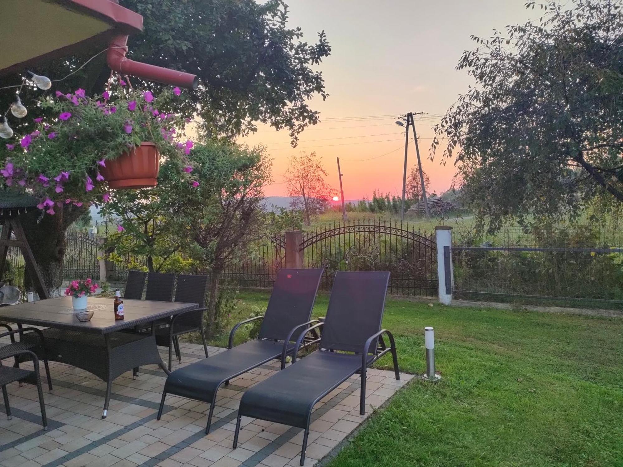 Apartamenty U Maksa Krzywcza Exterior foto